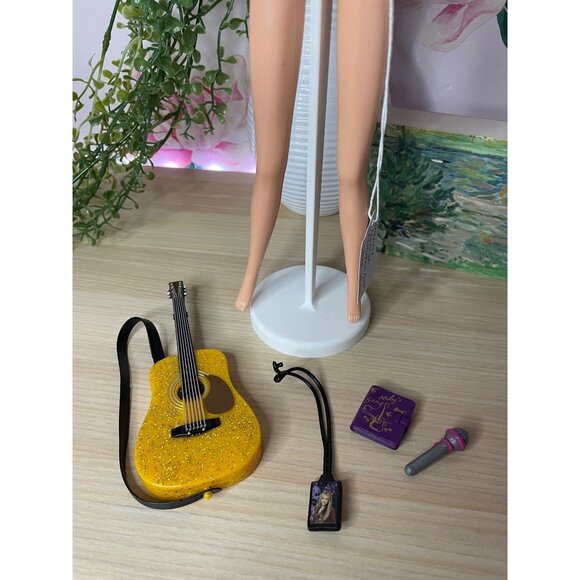 2006-2008 Disney Hannah Montana Doll - Picture 3 of 7